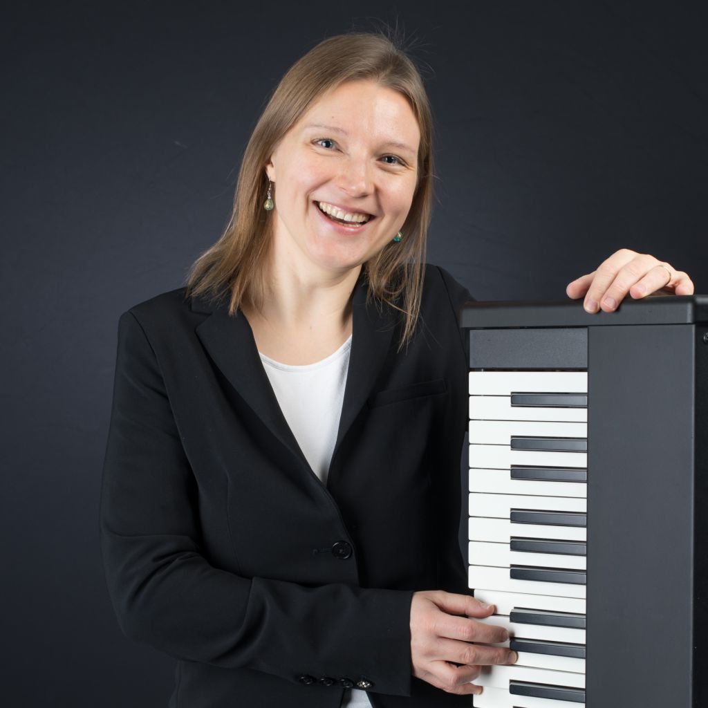 Liubov Bondel Liubov Bondel